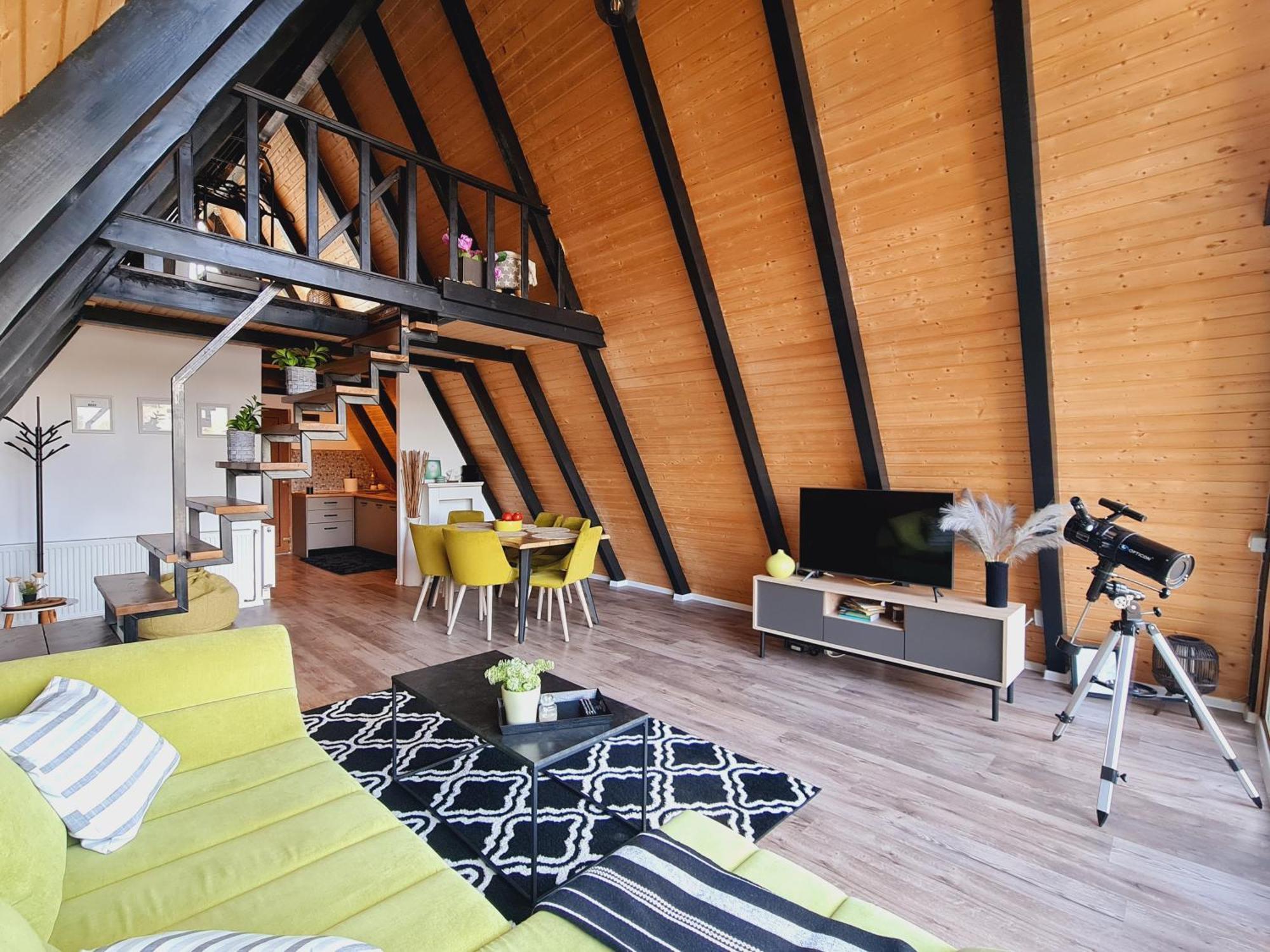 Cabane A-Frame Ceziade Tihuta Piatra Fantanele Exterior photo